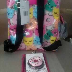 Backpack and compact by Betsy
